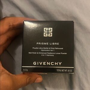 Givenchy Prisme Libre Loose Powder in Mousseline Pastel